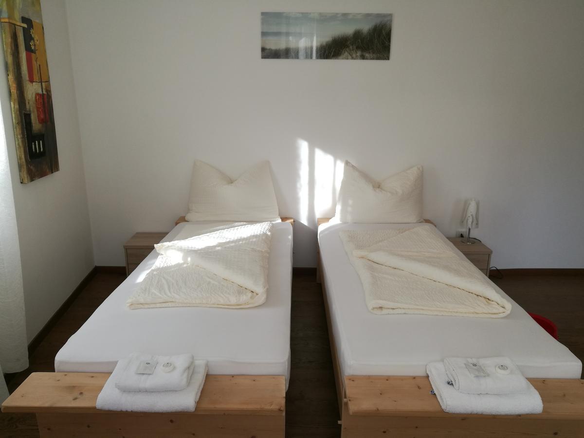 Gasthof Mondschein Hotel Мерано Екстериор снимка