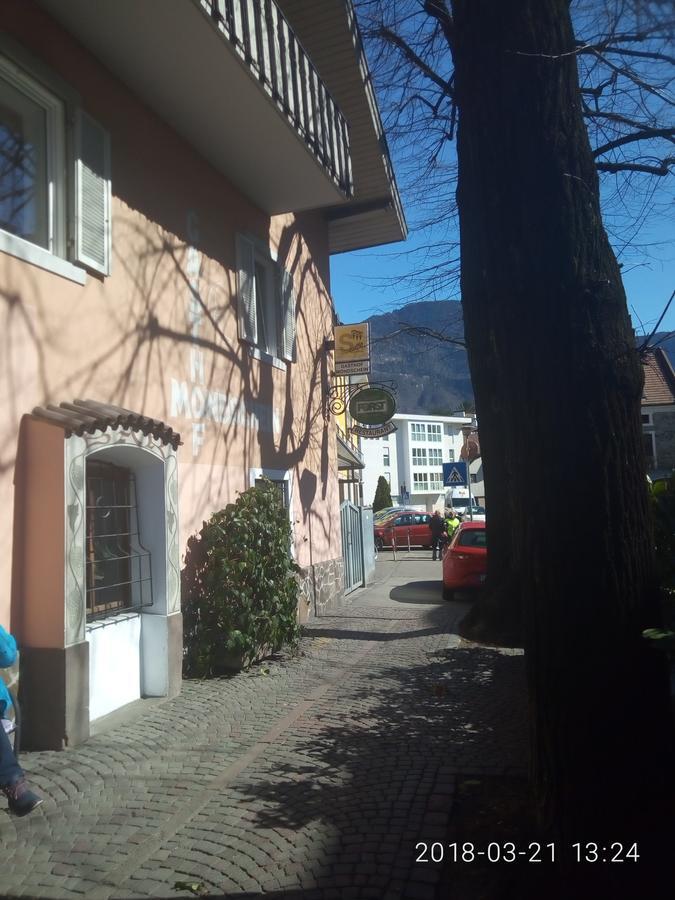 Gasthof Mondschein Hotel Мерано Екстериор снимка