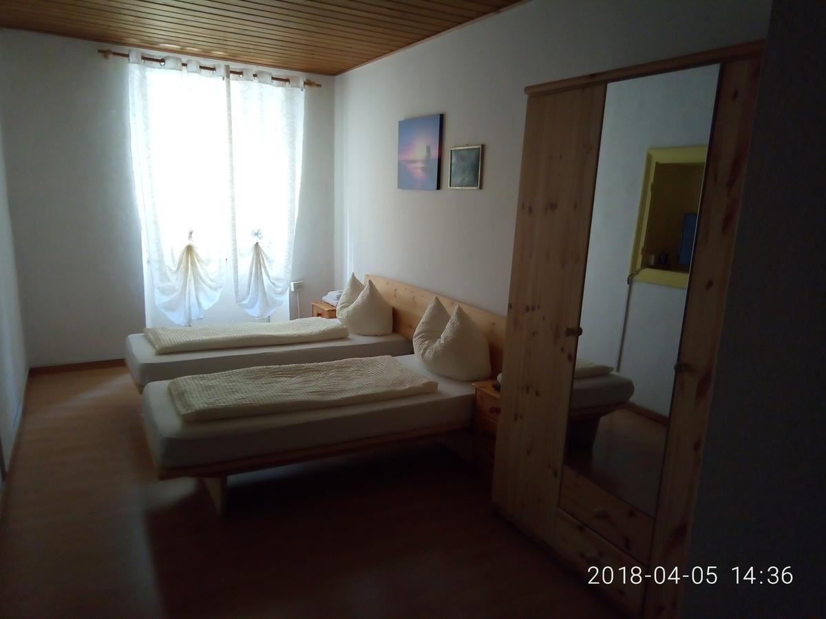 Gasthof Mondschein Hotel Мерано Екстериор снимка