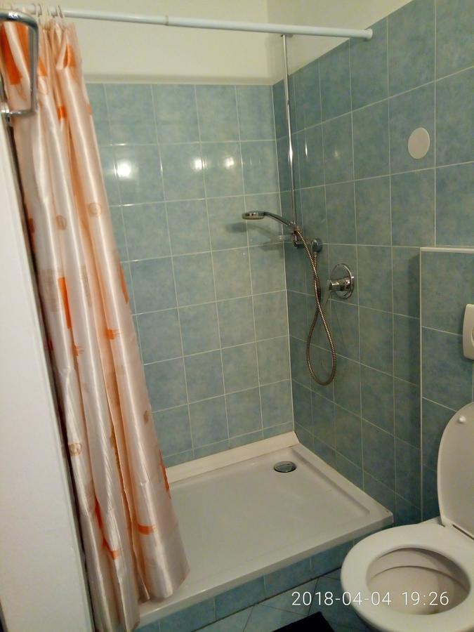 Gasthof Mondschein Hotel Мерано Екстериор снимка